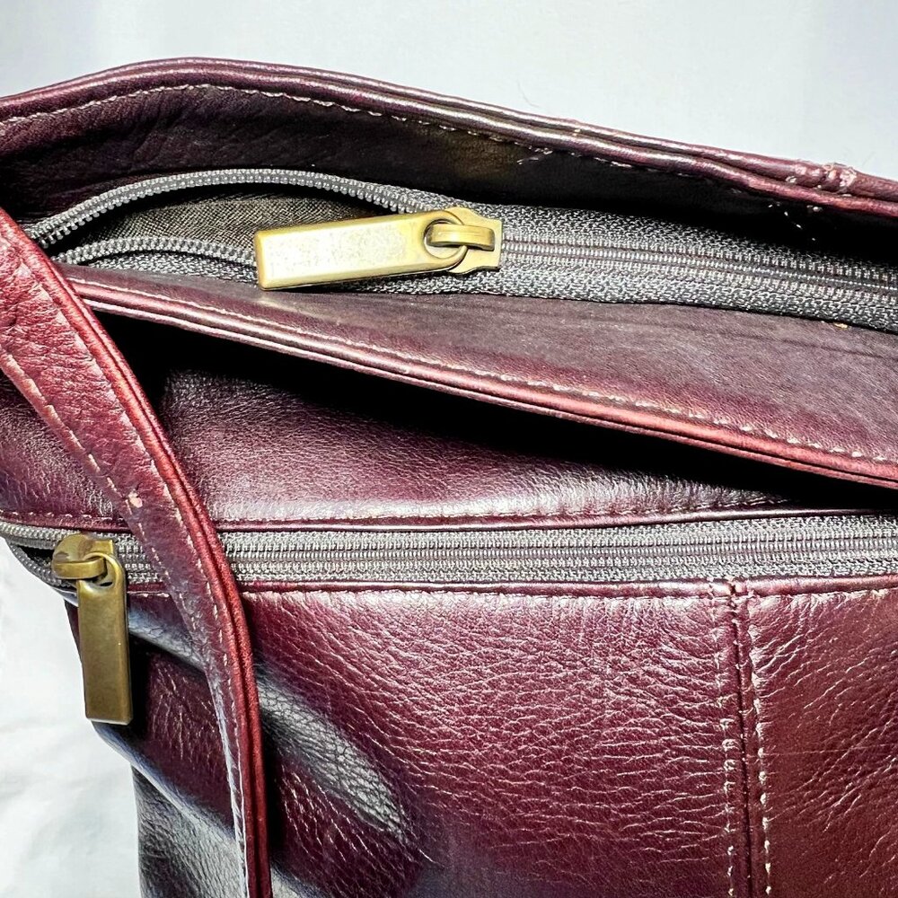 Shoulder Purse/Bag-Chocolate Brown Leather-Vintage (2002) No Brand-Comfy-Storage - Picture 6 of 15